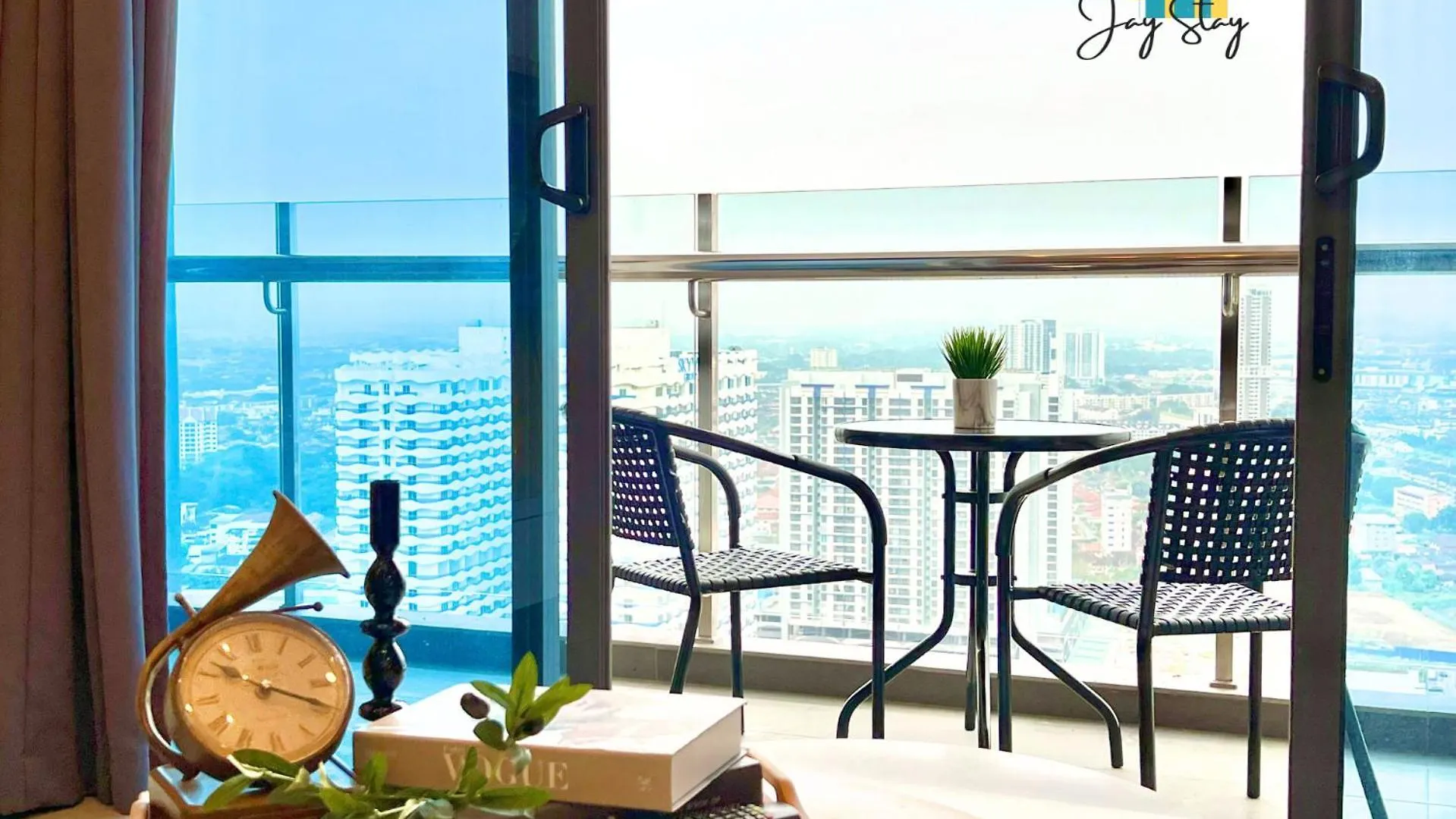 Atlantis Residence L 6-10 Pax L Luxury 2 Bedroom L Jonker St L City Centre By Jay Stay Management Malacca